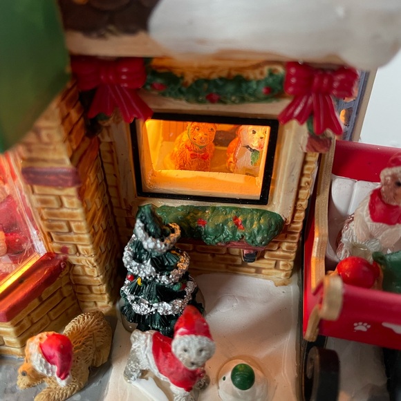 Lemax Wags Motel - Picture 6 of 9